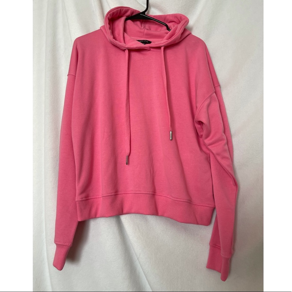 NWOT Bright Pink Cropped Hoodie sz M